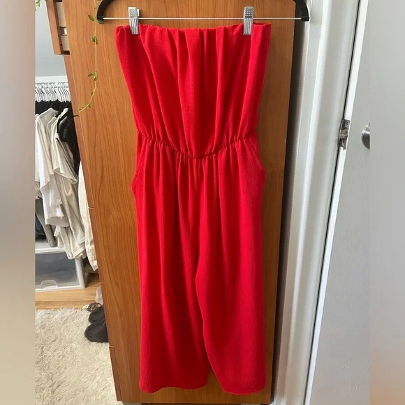 Jumpsuit - Picture 2 of 3